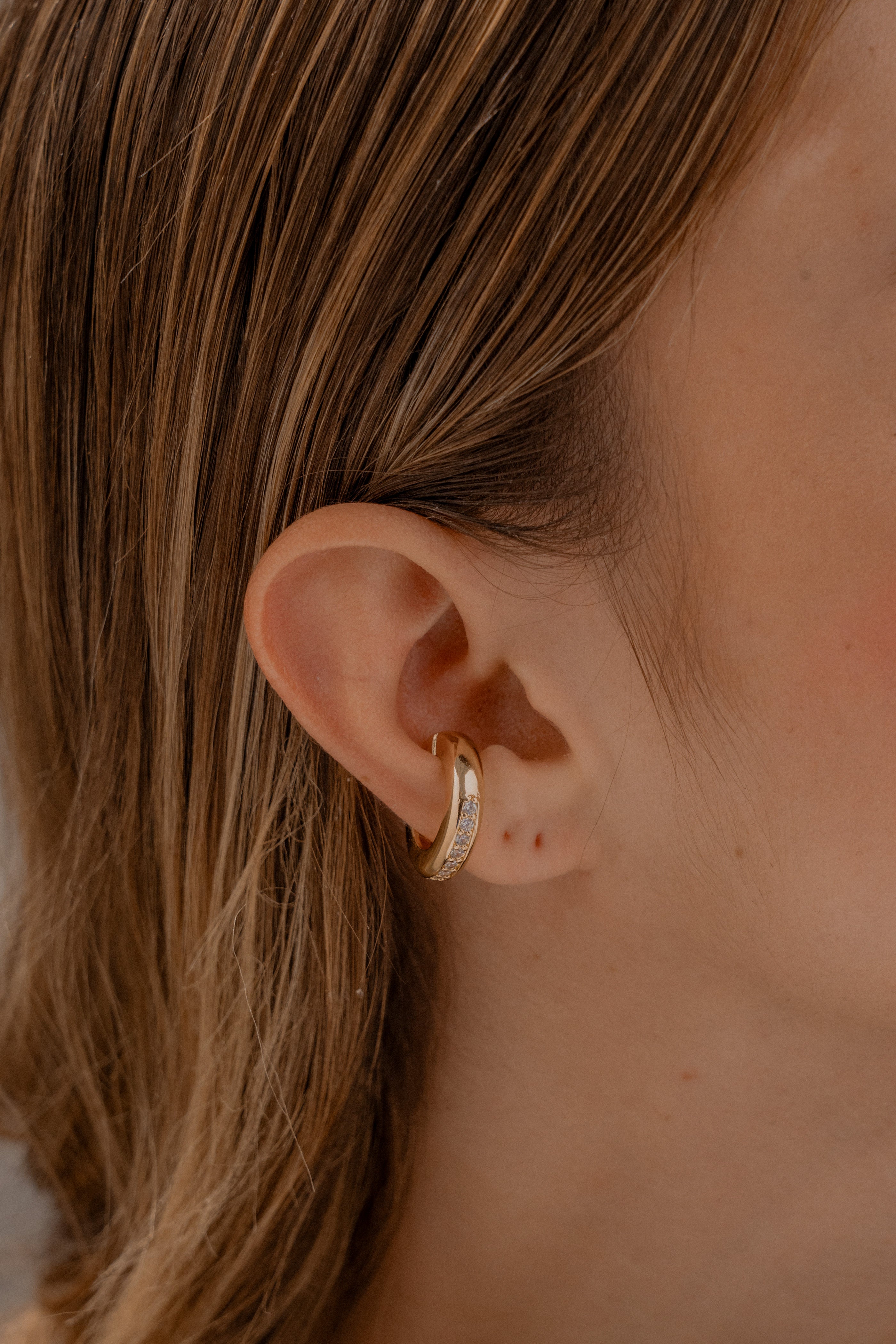 Ear cuff reflejos